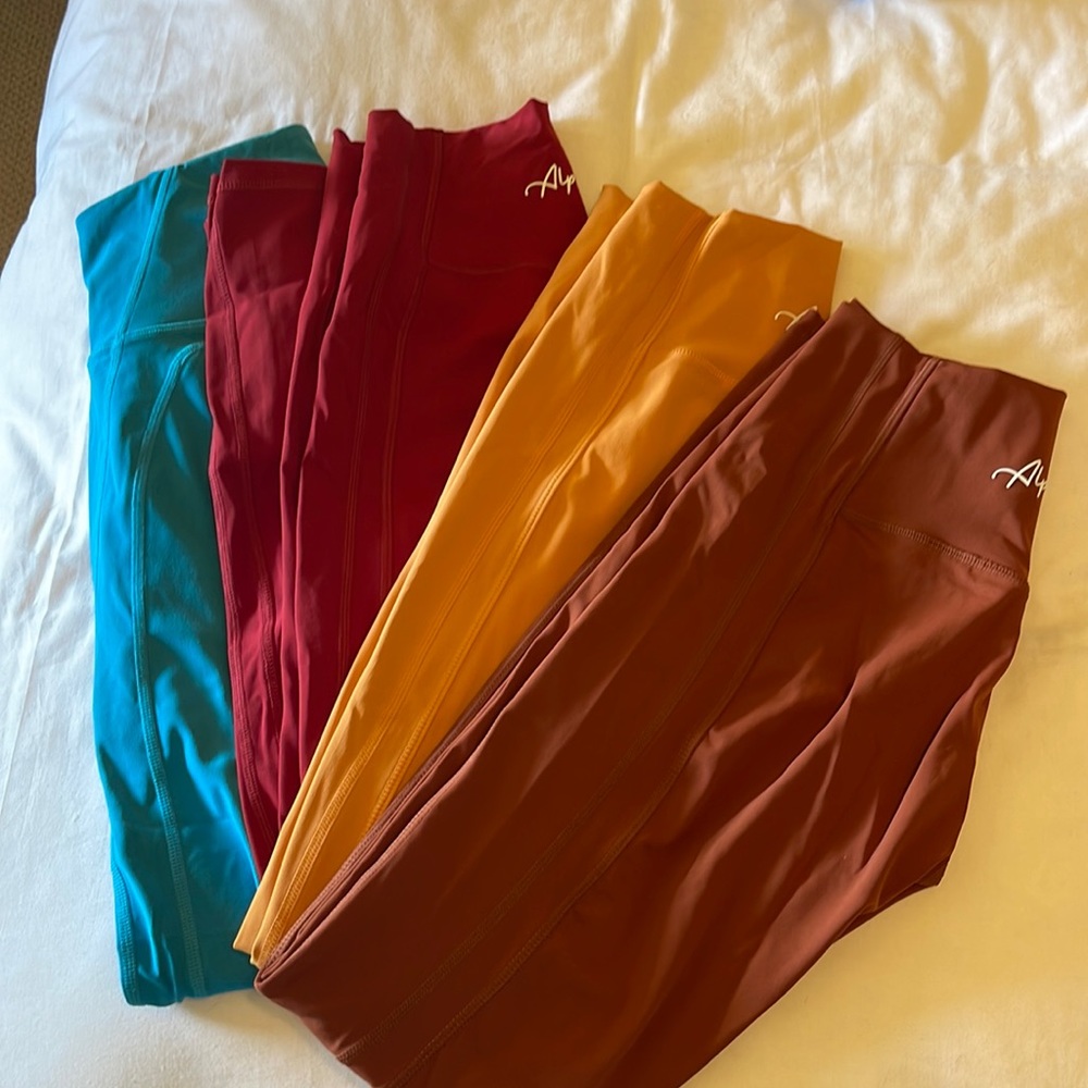 Alphalete Pulse Surge leggings